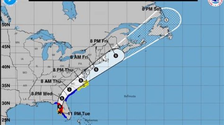 
Ian regains hurricane strength after inflicting significant damage on Florida 