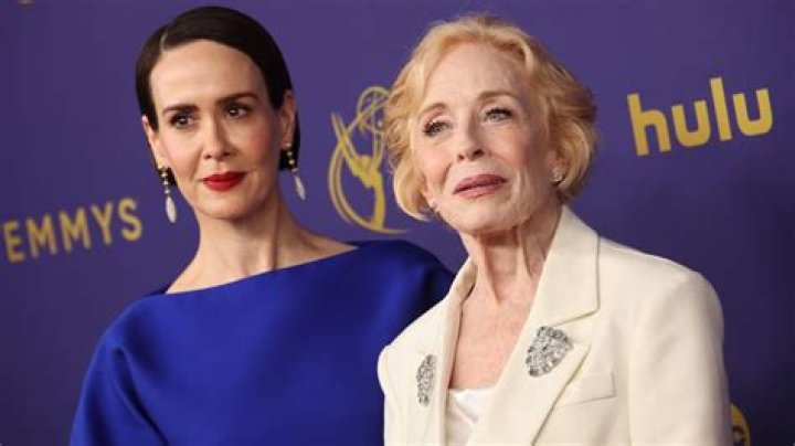 
Is Sarah Paulson Lesbian? Age, Height, Net Worth 