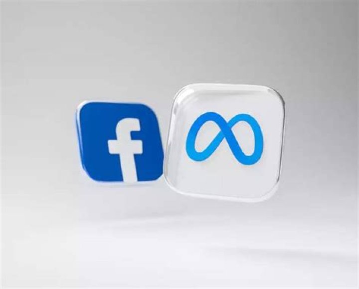 
Several Facebook users, including Zuckerberg, loose many followers 
