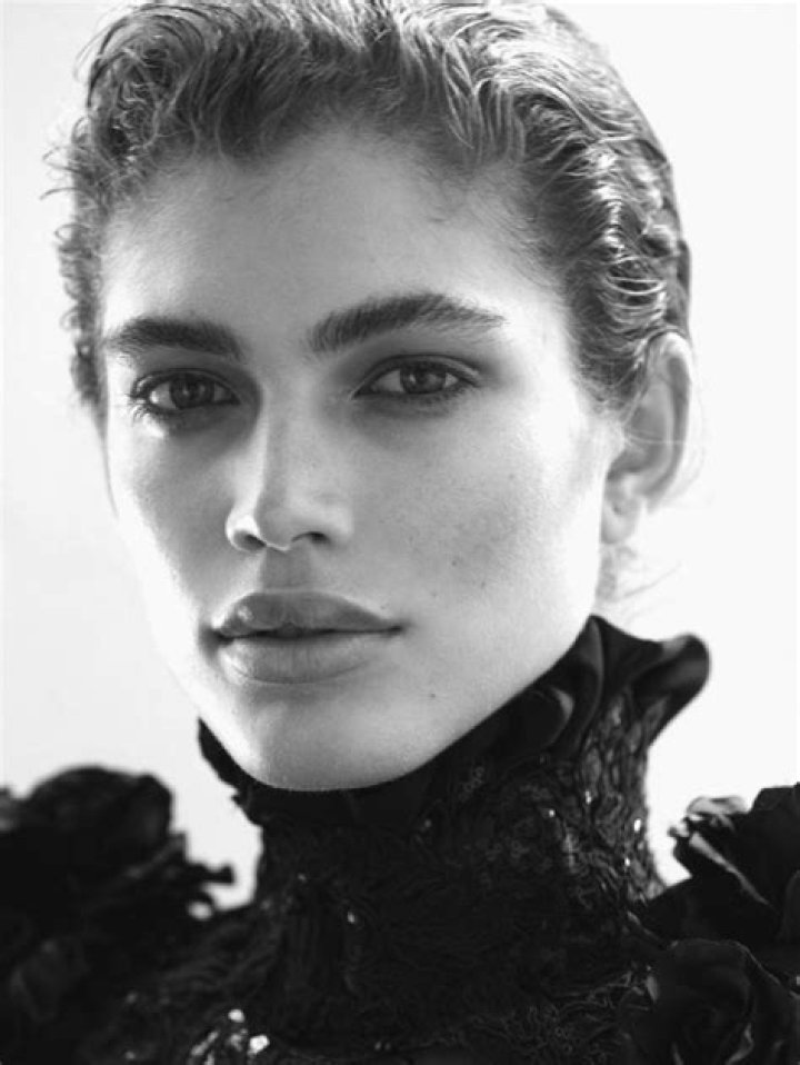 
Valentina Sampaio Transgender Model | Age Wikipedia And Partner 