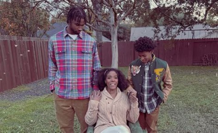 
Who Are Tari Eason Family? Meet His Parents And Siblings On Instagram 
